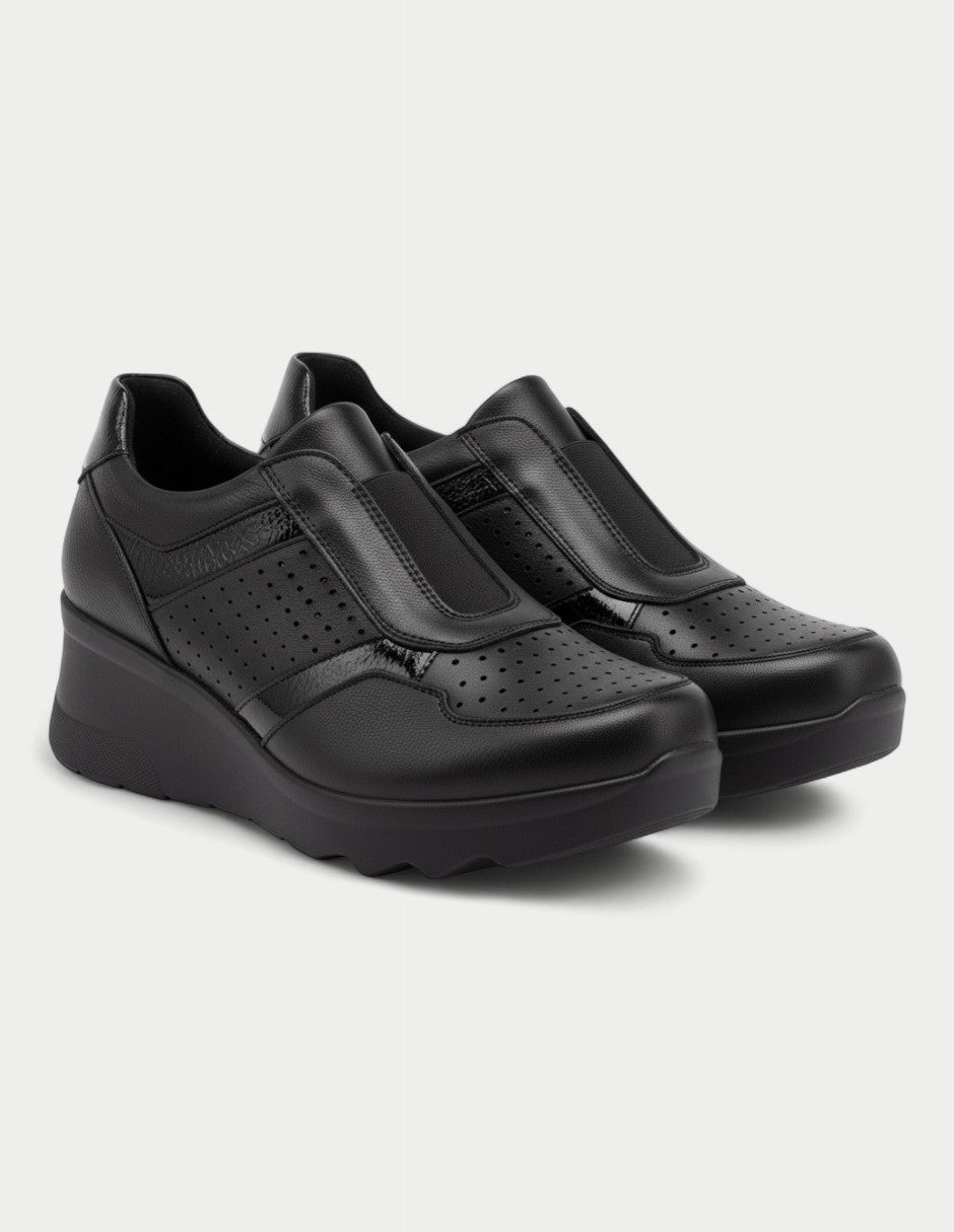 Par de tenis de plataforma Venecia 01 en piel negra para mujer