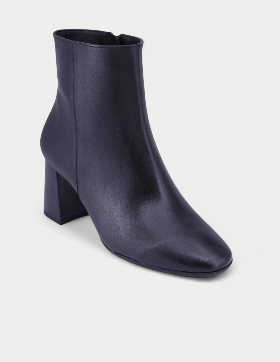 Bota Isis 02