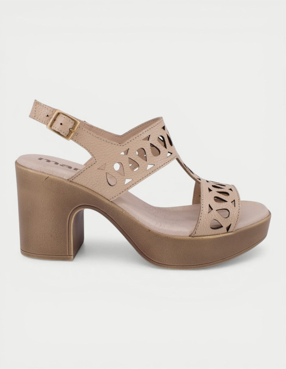 Manet Atenea 08 beige leather platform sandals with cut-out details and high block heel. Adjustable ankle strap.
