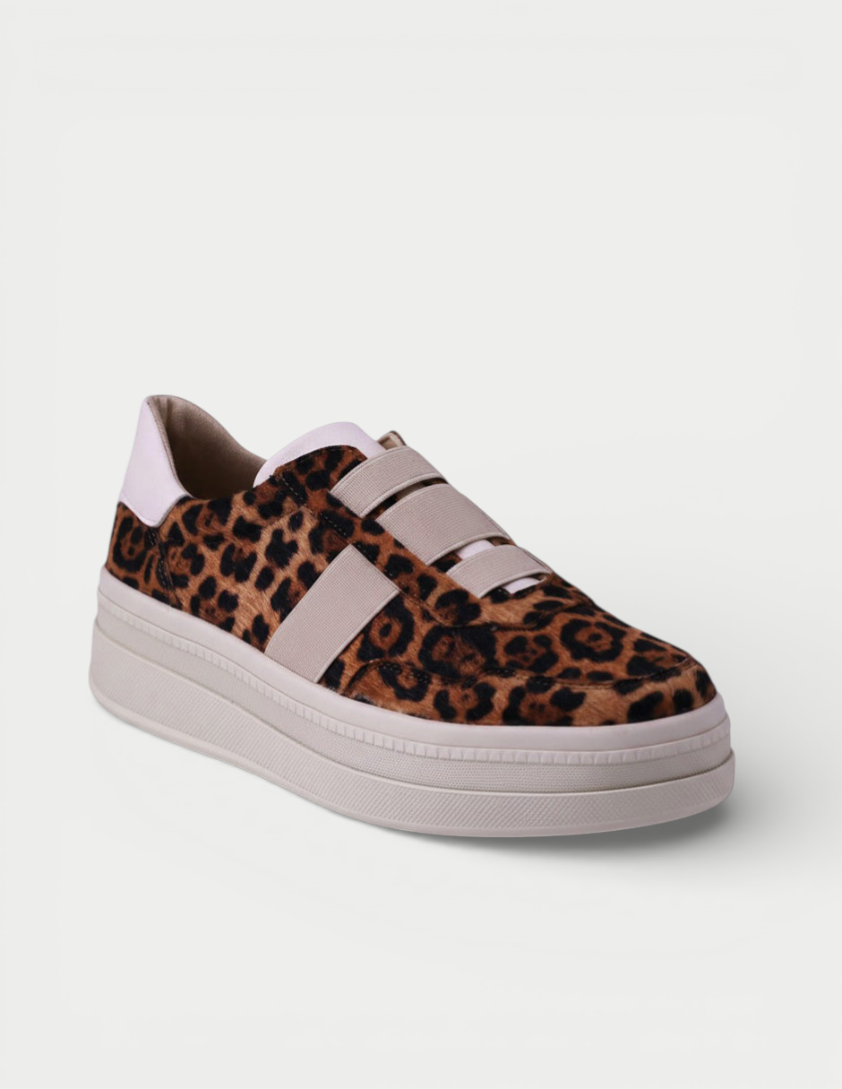 Manet Ema 01 leopard print slip-on sneakers with beige elastic straps and a white heel accent.