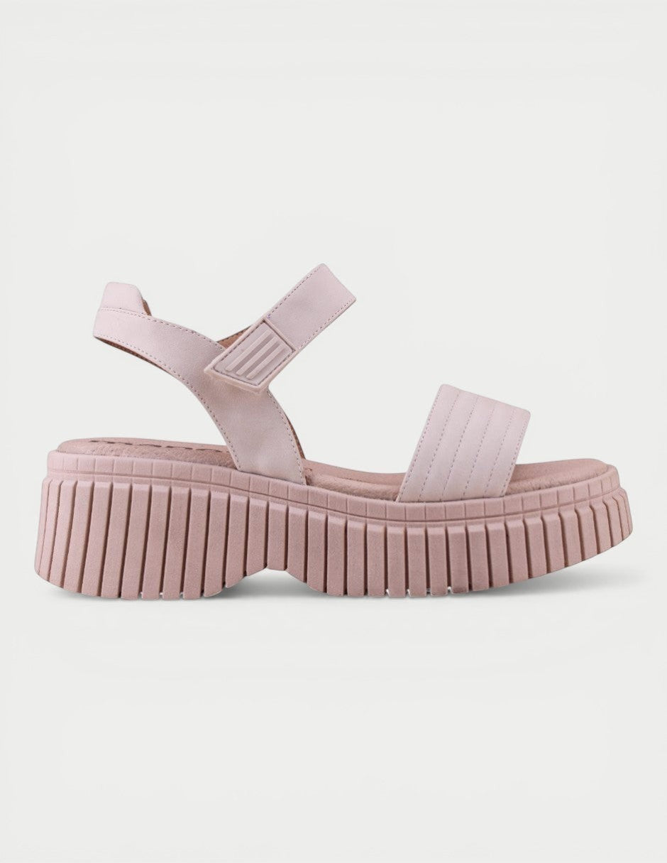 Manet Matis 04 blush pink leather chunky platform sandals with adjustable strap.