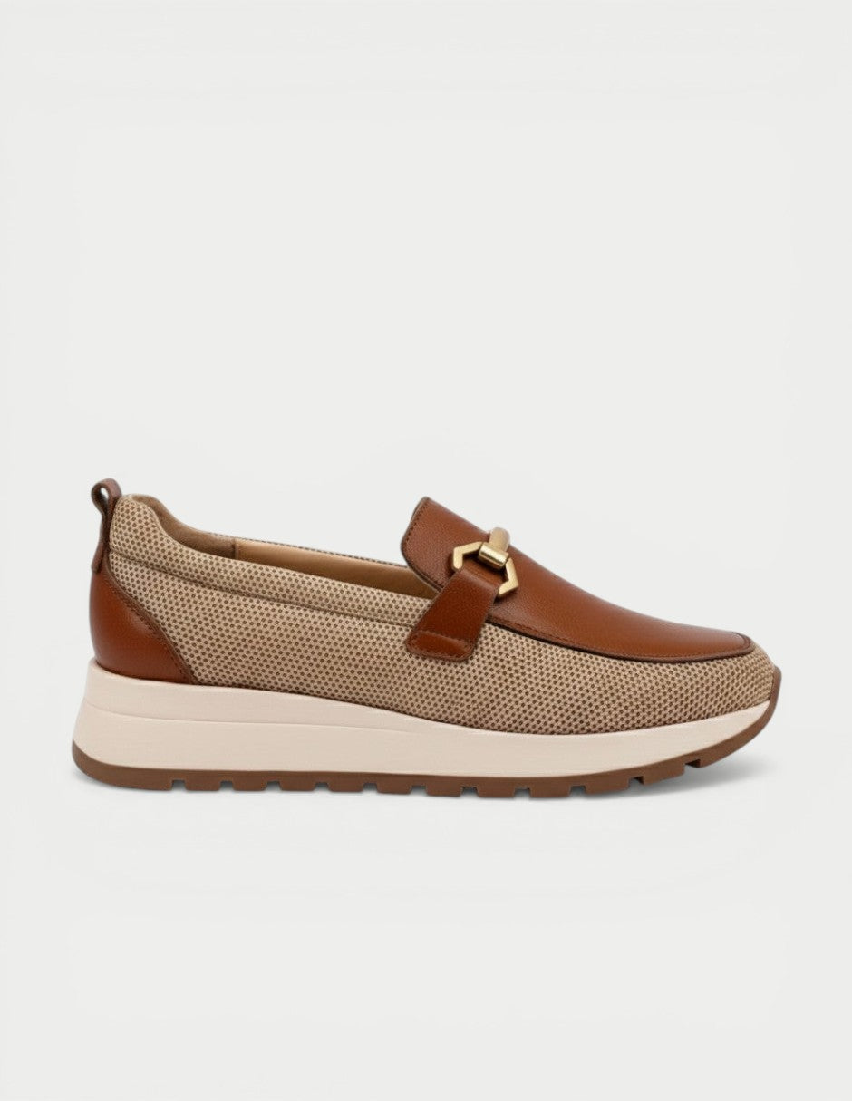 Manet Zulia 04 brown leather and beige mesh slip-on loafers with gold buckle detail and white sole.
