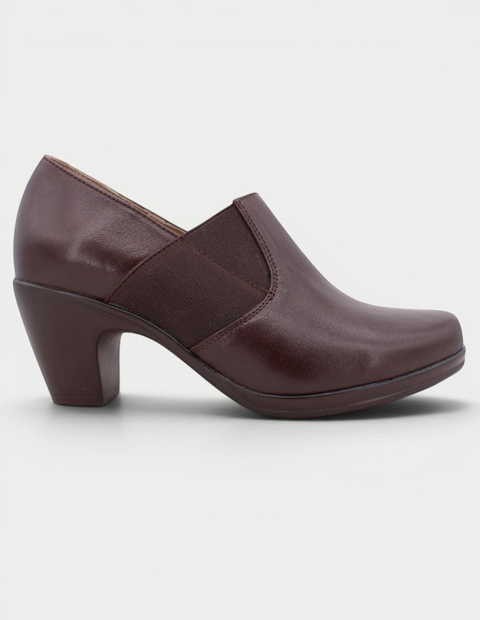 Zapatilla abotinada Alexa 16 de piel genuina color marrón oscuro con tacón y elástico lateral de Manet.